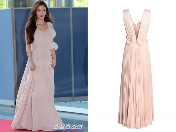 Kim Yoo Jung Tetap Mempesona dengan Balutan Dress 'Murah' di Baeksang Awards 2017!