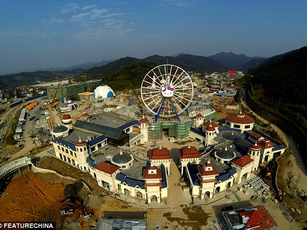 Wah, Sambut Tahun Baru 2015, 'Hello Kitty Park' Segera Dibuka!