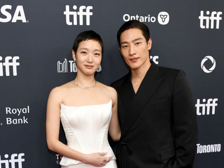 Awalnya Malu-malu, Noh Sang Hyun Ungkap Momen Mulai Akrab dengan Kim Go Eun