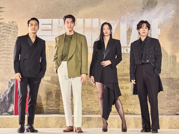 Para Pemain Drama 'Black Knight' Antusias Jelang Penayangan Perdana