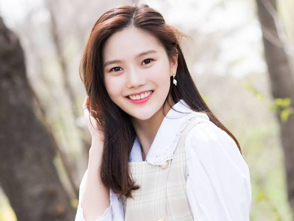 Hyojung Oh My Girl Positif Covid-19, Langsung Hentikan Aktivitas dan Isoman