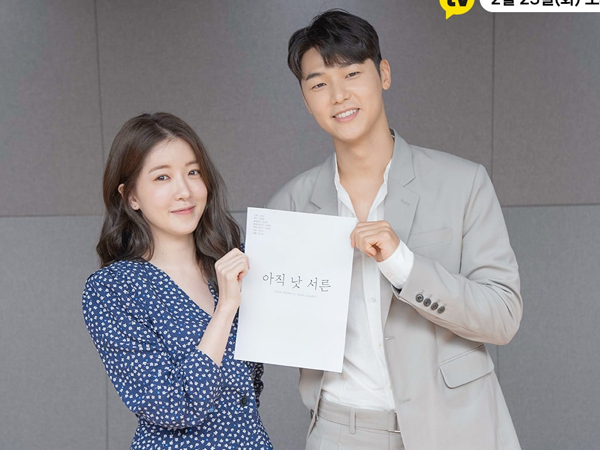 Drama ‘How to be Thirty’ Rilis Foto Teaser Kang Min Hyuk dan Jung In Sun