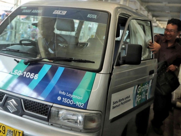 Angkot Jakarta Kini Ber-AC, Ampuh Untuk Masyarakat Beralih Dari Kendaraan Pribadi?