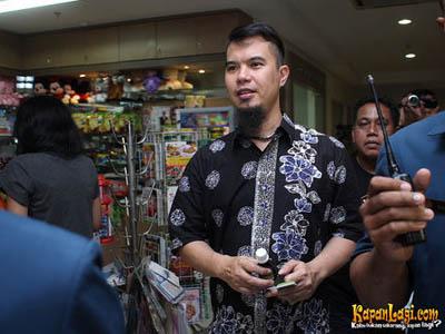 Ahmad Dhani Akan Biayai Pendidikan Anak Korban Kecelakaan Jagorawi Sampai S3?