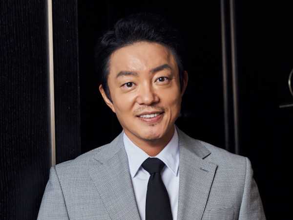 Aktor Lee Bum Soo Dituduh Sebagai 'Dosen Pilih Kasih' di Kampus, Agensi Resmi Membantah