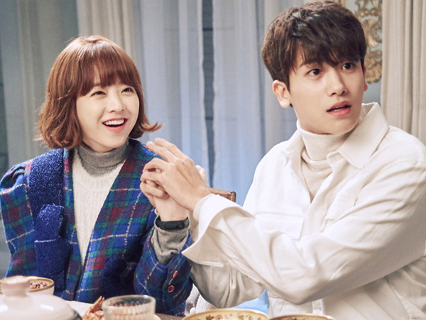 Penuhi Kriteria Ini, Park Bo Young dan Hyungsik Jadi Pasangan Dengan Chemistry Terbaik!