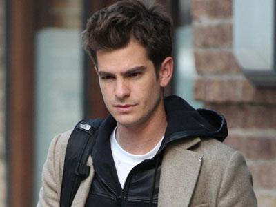 Wah, Andrew Garfield Main Basket Dengan Kostum Spiderman!