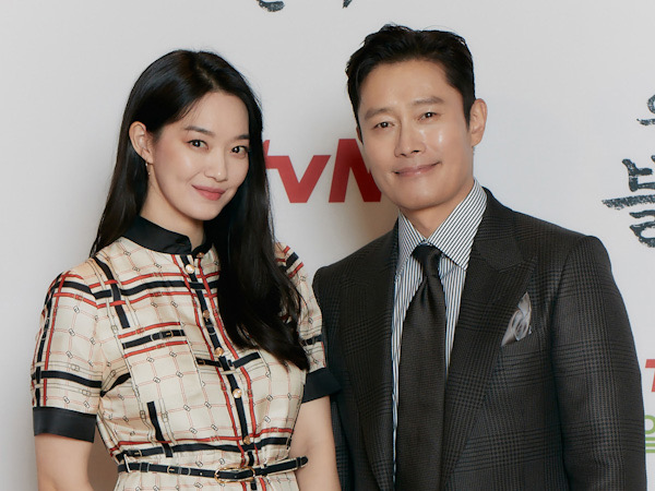 Lee Byung Hun dan Shin Min Ah Berbagi Kesan Kerja Sama untuk Ketiga Kalinya