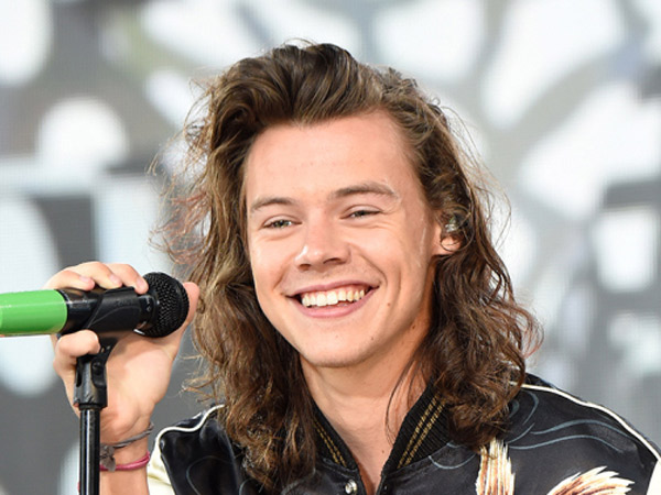 Tak Ingin Beri Harapan Pada Fans, Harry Styles Ungkap Masa Depan One Direction