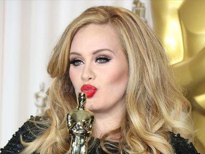 Karena Musik, Adele akan Dapatkan Gelar Khusus dari Kerajaan Inggris!