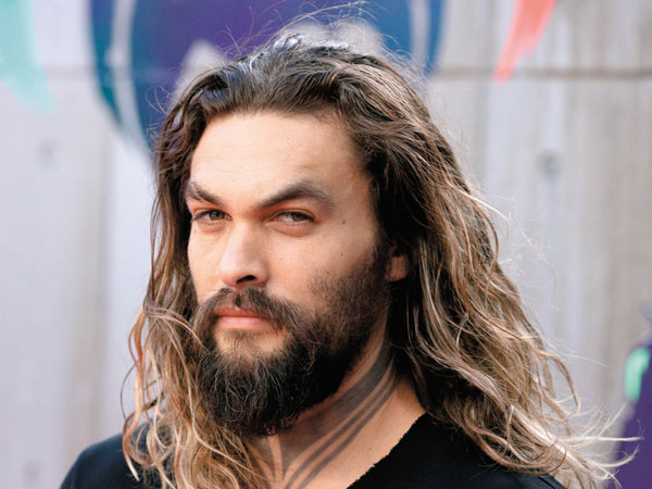 Jason Momoa Alami Kecelakaan Mobil, Ini Kronologinya