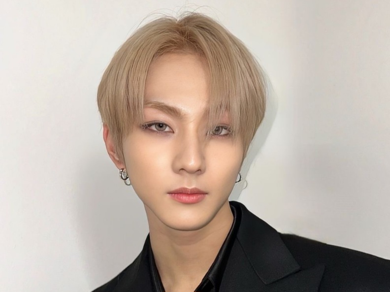 Jungwon ENHYPEN Secara Pribadi Membantah Rumor Pacaran dengan Winter aespa