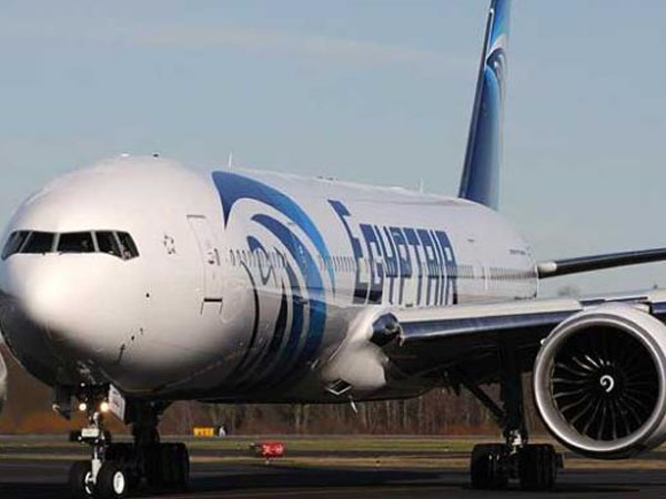 Pesawat EgyptAir Tujuan Paris ke Kairo Tiba-tiba Hilang Misterius dari Radar