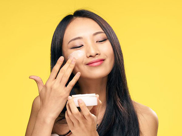 6 Tips Memilih Sunscreen yang Tepat Untuk Kulit Indonesia di Iklim Tropis