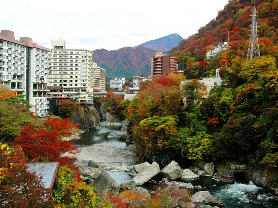 Belum Lengkap Ke Jepang Jika Tidak Mengunjungi Beberapa Pemandian Air Panas Terbaik Ini!