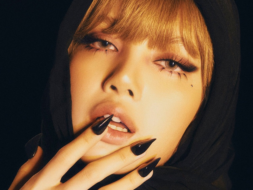 Lisa Umumkan Rilis Full Album Pertama 'Alter Ego' pada Februari 2025