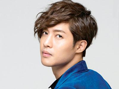 Kim Hyun Joong Akan Tinggalkan 'Barefoot Friends'