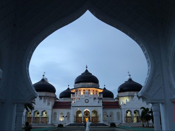 Khusyuknya Wisata Ramadhan Ke Masjid Raya Baiturrahman Aceh