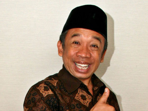 Pelawak Senior Qomar Dijebloskan Ke Penjara Dugaan Pemalsuan Ijazah