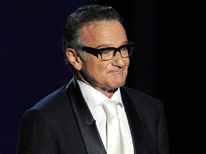 Empat Piala Golden Globe Milik Mendiang Legendaris Robin Williams Akan Dilelang