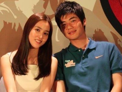 Han Hye Jin dan Ki Sung Yeung Ternyata Telah Resmi Suami-Istri!