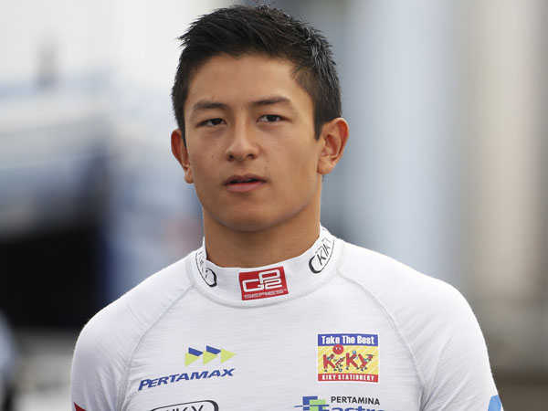 Diterpa Banyak Isu Miring, Rio Haryanto Putuskan Tetap Fokus di Sirkuit F1