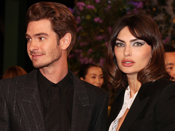 Andrew Garfield dan Alyssa Miller Dikabakan Putus Usai Go Public