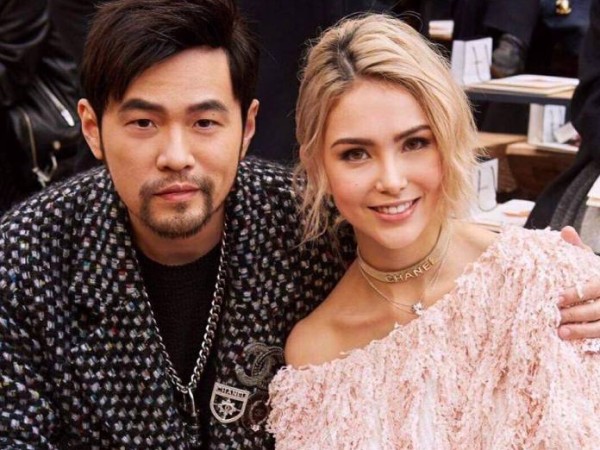 Ukir Tulisan di Atas Awan, Kado Romantis Nan 'Mewah' Dari Jay Chou Untuk Sang Istri