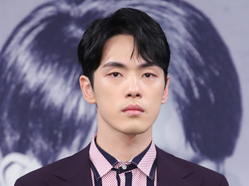 Kim Jung Hyun Hiatus Bukan Karena Masalah Kesehatan, Tapi Pacar?