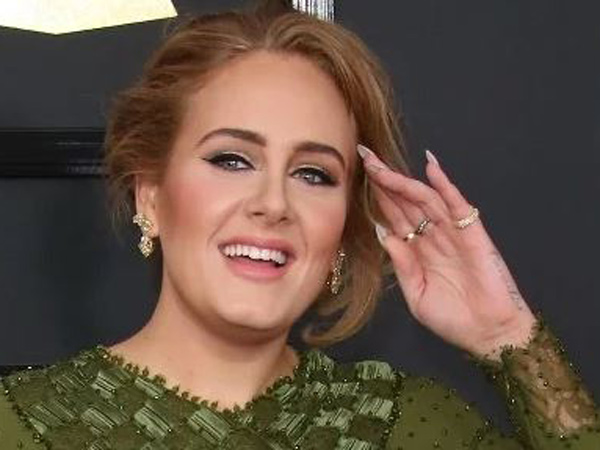 Pasca Cerai, Adele Tampak Lebih Kurus