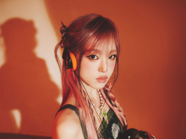 Bawa Pesan Optimis, YENA Usung Genre Punk Rock di Lagu Comeback 'Good Morning'