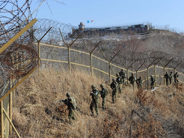 Tentara Korut Terobos Perbatasan dan Membelot ke Seoul