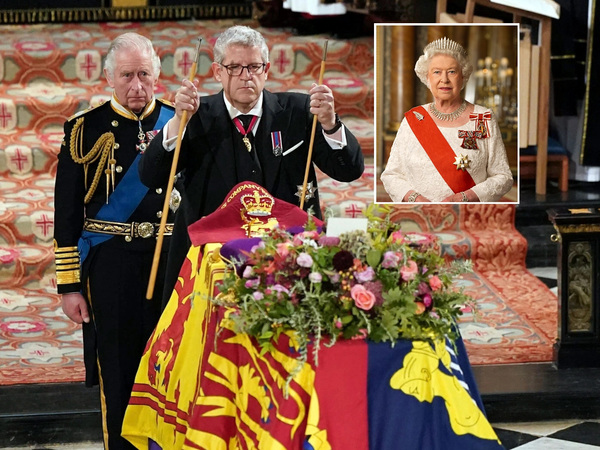 Ratu Elizabeth II Dimakamkan di St. George Chapel Istana Windsor