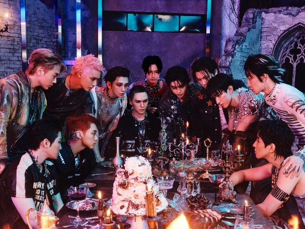 SEVENTEEN Perdana Tampilkan Lagu Solo 13 Member di Album 'HAPPY BURSTDAY'