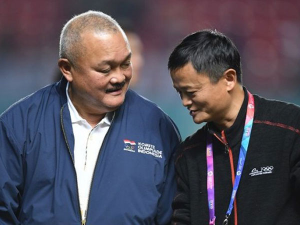 Curi Perhatian Banyak Penonton, Ini Kegiatan Orang Terkaya Dunia Jack Ma Hadiri Asian Games 2018