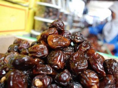 Kenapa Kurma Dianjurkan Buat Buka Puasa?