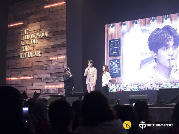 Serunya Lee Dong Wook Reka Ulang Adegan Drama Bareng Fans di Fanmeeting Jakarta