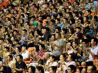 KBRI Beijing Pecahkan Rekor Main Angklung Terbanyak