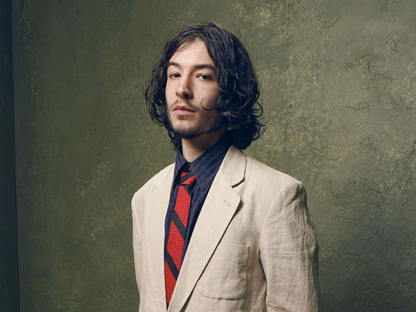 Aktor Ezra Miller Ditangkap Polisi atas Kasus Kekerasan