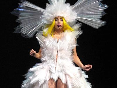 Pernah Batal Konser di Jakarta, Manajemen Lady GaGa Tuntut Perusahaan Asuransi