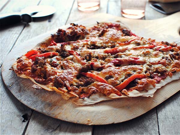 Enak dan Mudah, Kreasikan Resep Pangsit Pizza untuk Akhir Pekanmu