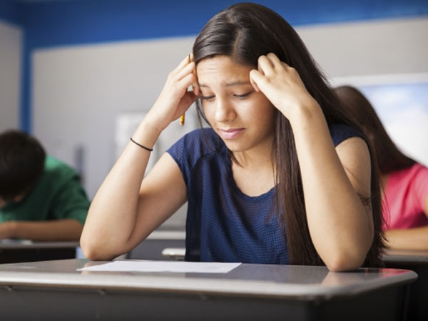 Tak Hanya Mental, Intip Juga Dampak Buruk Stress Bagi Kecantikan Kulit