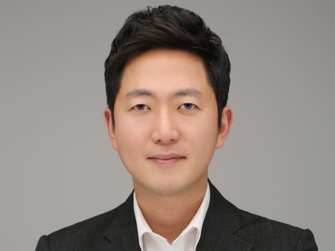 CEO HYBE Bicara Soal Comeback BTS dan Konflik ADOR-NewJeans