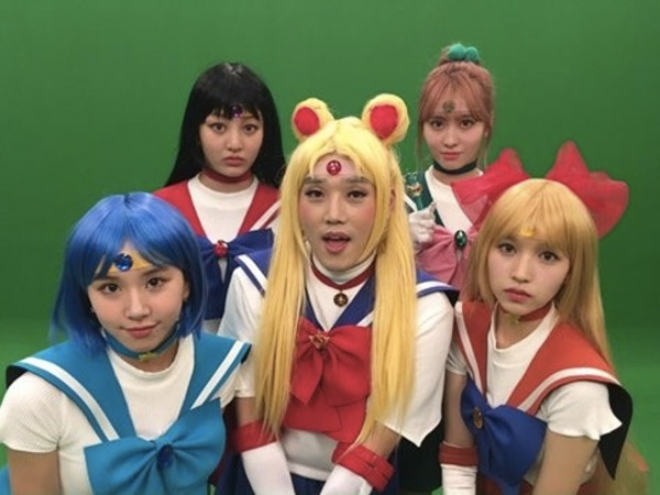 Kocak, Begini Aksi TWICE Saat Berubah Jadi Sailor Moon di 'SNL Korea'!