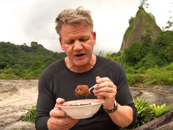 Coba Resep Omelette Rendang Ala Gordon Ramsay