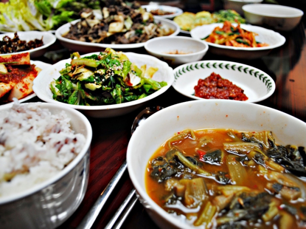 Ini Dia Makanan yang Dikonsumsi Orang Korea Saat Sakit