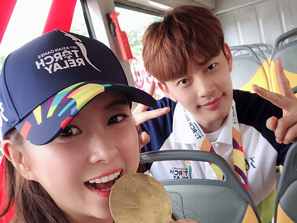 Solois Korea SE7EN dan Eun Ga Eun Jadi Pembawa Obor #AsianGames2018 di Jakarta