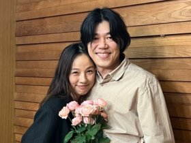Pasangan Selebriti Lee Hyori dan Lee Sang Soon Bantu Pemuda Lewat Donasi 2,3 Miliar