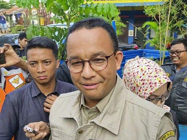 Sambangi Lokasi Normalisasi Sungai, Anies Baswedan: Nyatanya Masih Banjir