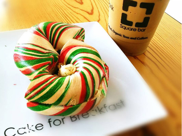 Manisnya Sambut Natal dengan Warna-warni Christmas Bagel